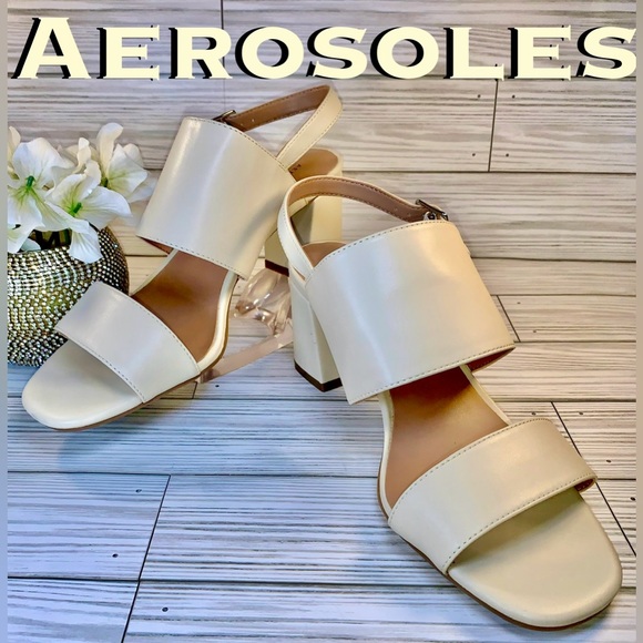AEROSOLES Shoes - NWOB Aerosoles Emmett Aware Faux Leather Sandals Cream Color S:8M 2.25in Heel